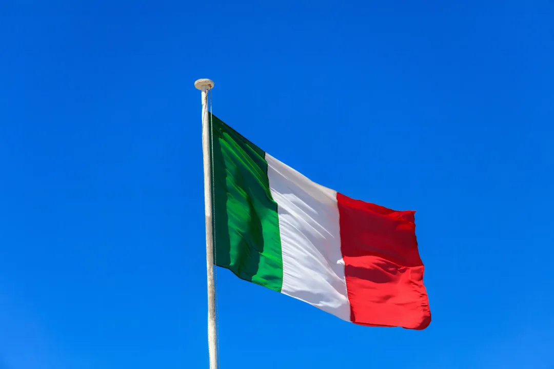 Italy flag on pole, a powerful symbol of national pride and rich heritage
